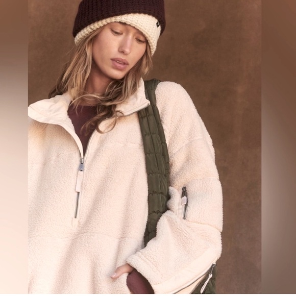 🆕 FREE PEOPLE Viewpoint Midi Fleece in Pink Pearl - Picture 3 of 14